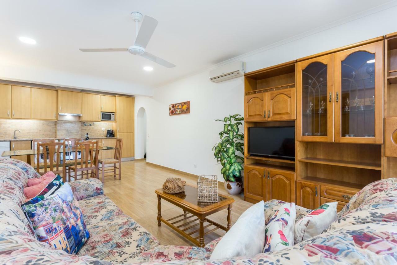 Edificio Rocha Vau Beach Apartment Portimão Eksteriør billede